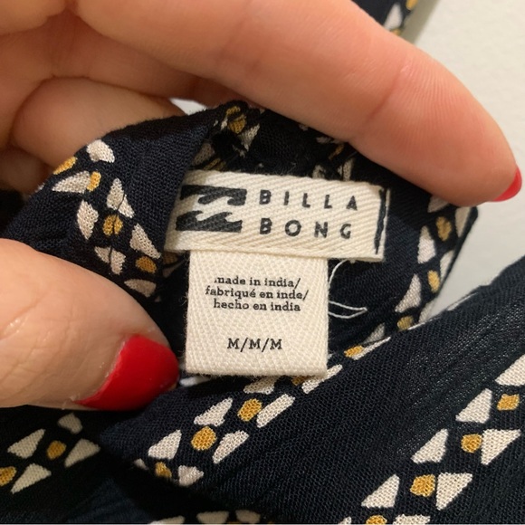 Billabong Black and White Striped V-Neck Cropped Wide-leg Jumpsuit - Picture 4 of 7